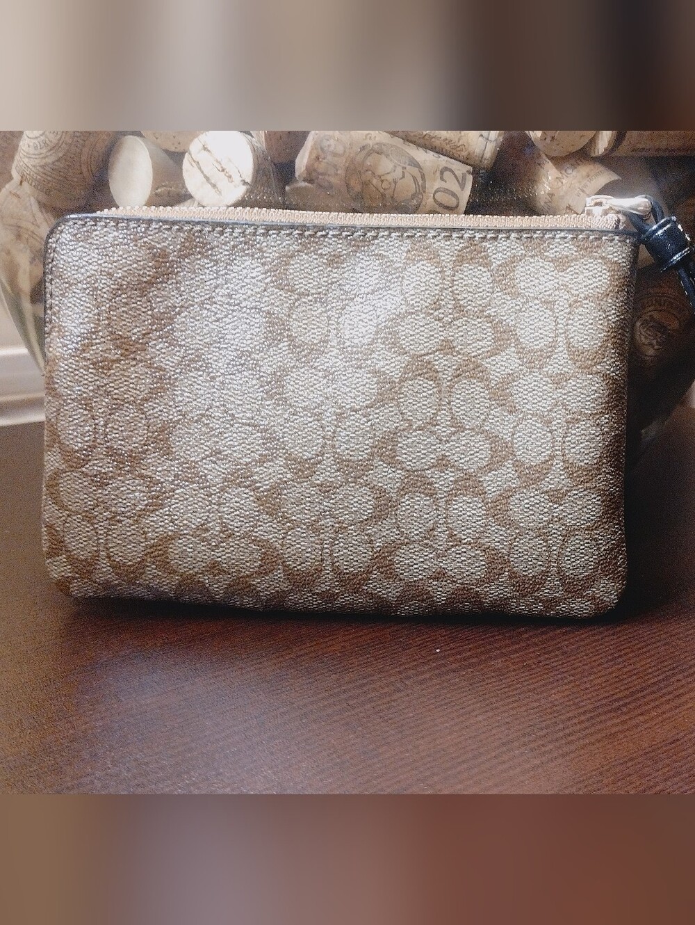 COACH Small Corner Zip Wristlet Micro Signature Logo - Picture 6 of 7